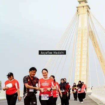 Runner Photo 8090281