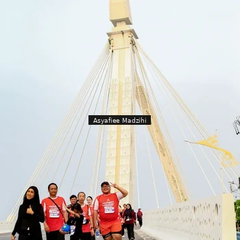 Runner Photo 8090282
