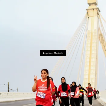 Runner Photo 8090287