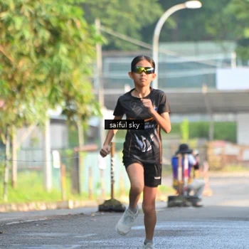 Runner Photo 8090343