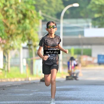 Runner Photo 8090346