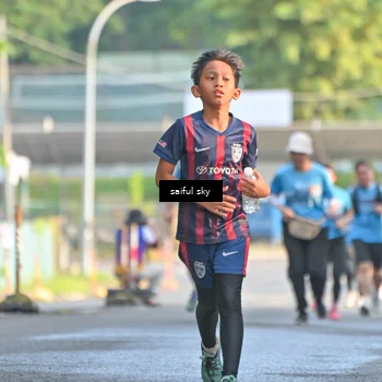 Runner Photo 8090357