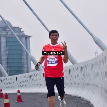 Runner Photo 8090504