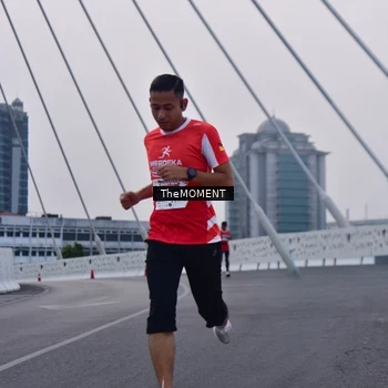 Runner Photo 8090527