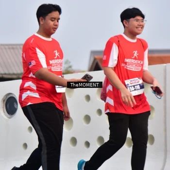Runner Photo 8090532
