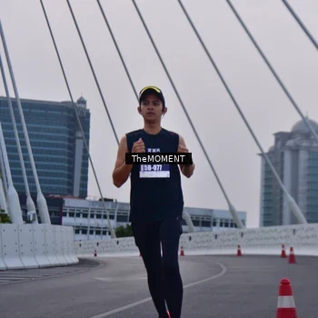Runner Photo 8090533