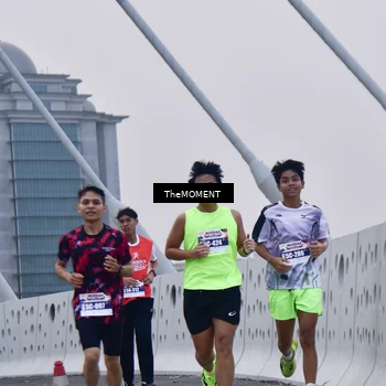 Runner Photo 8090547