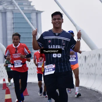 Runner Photo 8090557