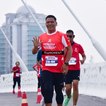 Runner Photo 8090564