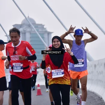 Runner Photo 8090572