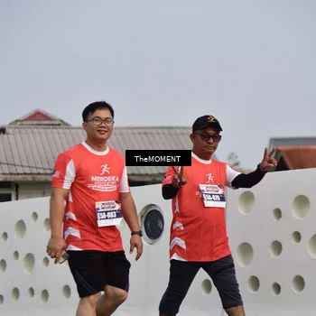 Runner Photo 8090579