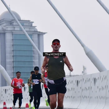 Runner Photo 8090581