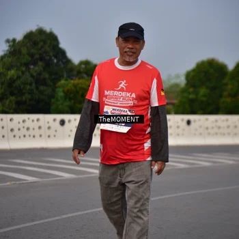 Runner Photo 8090667