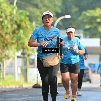 Runner Photo 8090696