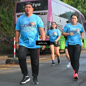 Runner Photo 8090732