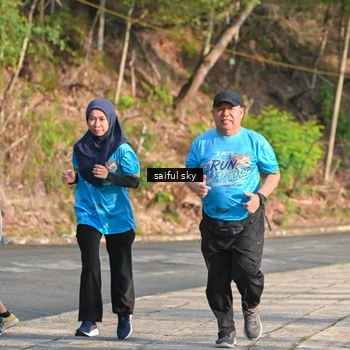 Runner Photo 8090801