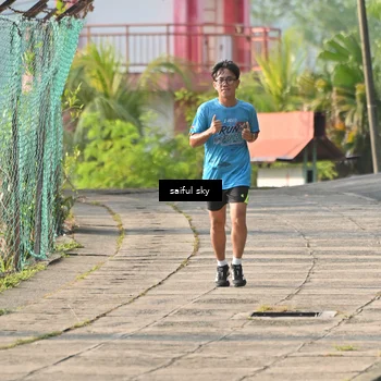 Runner Photo 8090990
