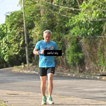 Runner Photo 8091035