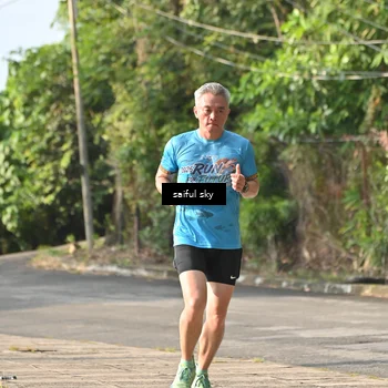 Runner Photo 8091036