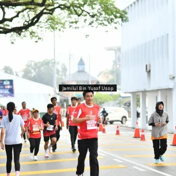 Runner Photo 8091534