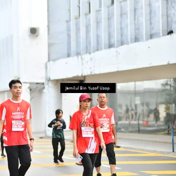 Runner Photo 8092005
