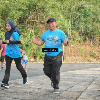Runner Photo 8092083