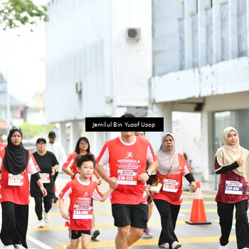 Runner Photo 8092100