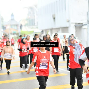 Runner Photo 8093040