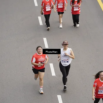 Runner Photo 8093412