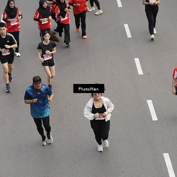 Runner Photo 8093572