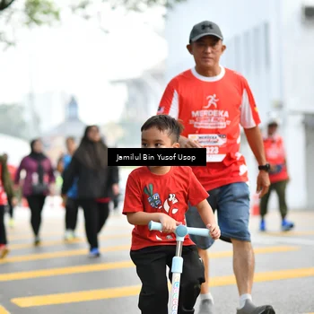 Runner Photo 8093599