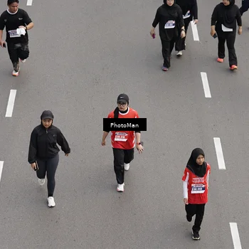 Runner Photo 8093653