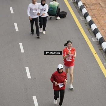 Runner Photo 8093742