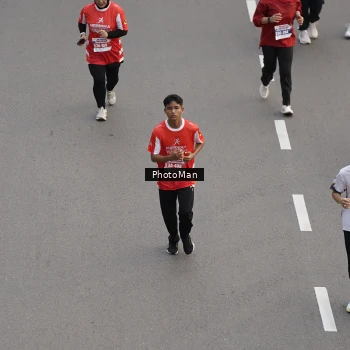 Runner Photo 8093749