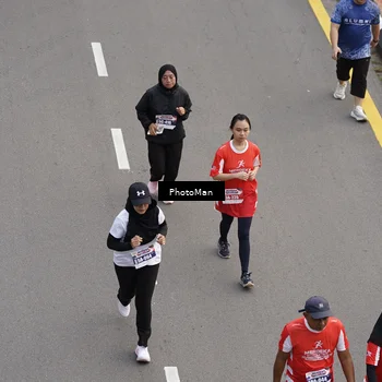 Runner Photo 8093771