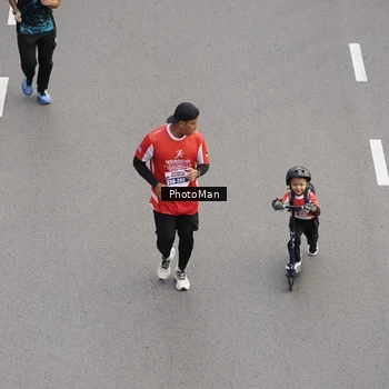Runner Photo 8093853
