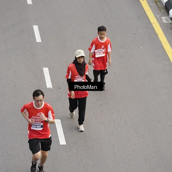 Runner Photo 8093859