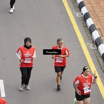 Runner Photo 8093920