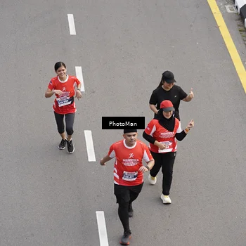 Runner Photo 8093990