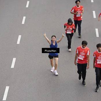 Runner Photo 8094057