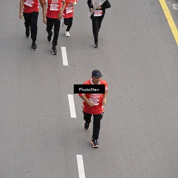 Runner Photo 8094080