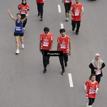 Runner Photo 8094089