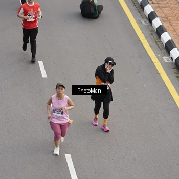 Runner Photo 8094150