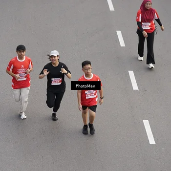 Runner Photo 8094188