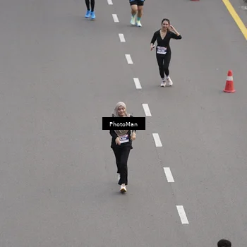 Runner Photo 8094245