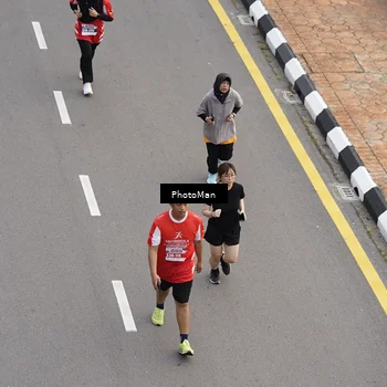 Runner Photo 8094256