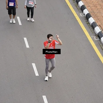Runner Photo 8094298