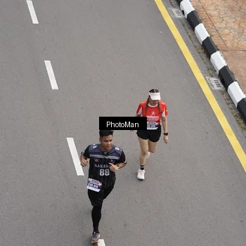 Runner Photo 8094329