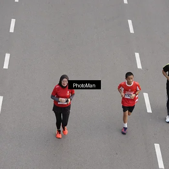 Runner Photo 8094330