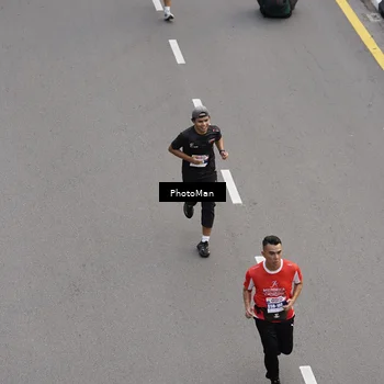Runner Photo 8094389